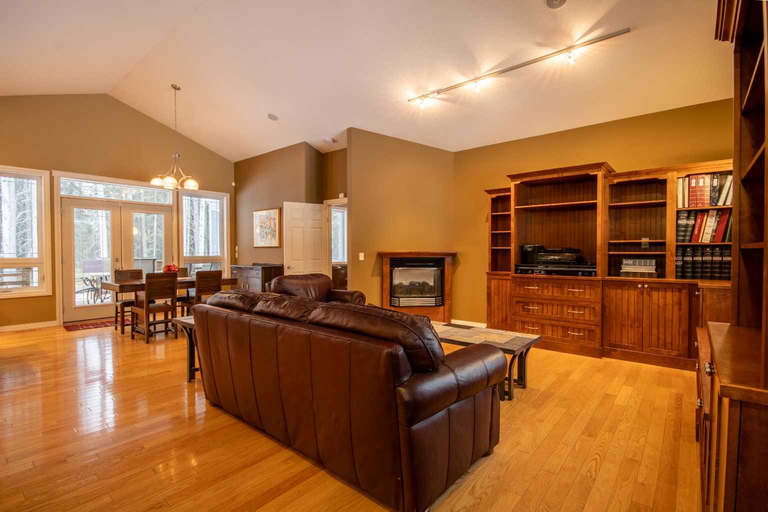 32545 Range Road 52 7