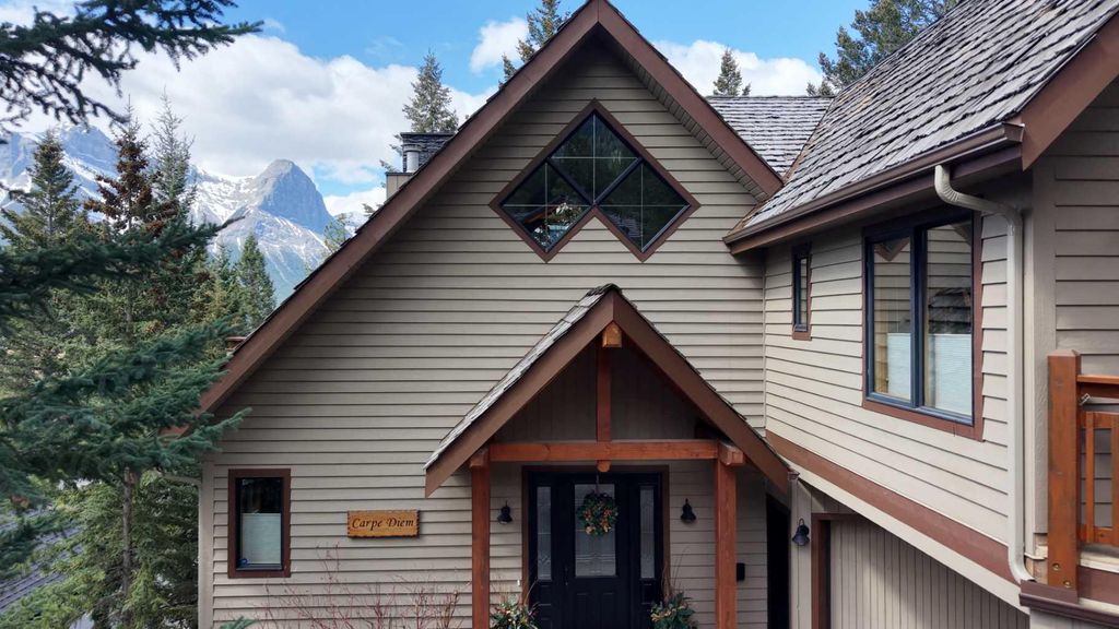 Photo of 14 Blue Grouse Ridge, Canmore, AB T1W 1L5 (MLS # A2313421)