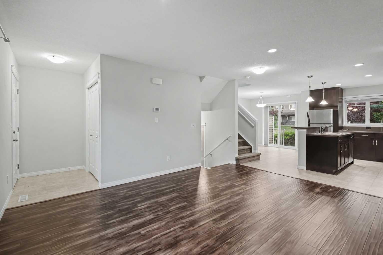 127 Prestwick Villas SE