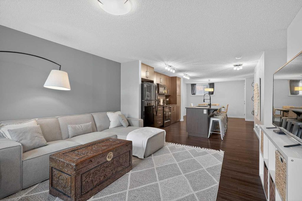 Photo of 540 Mckenzie Towne Close SE, Calgary, AB T2Z 1A7 (MLS # A2293968)