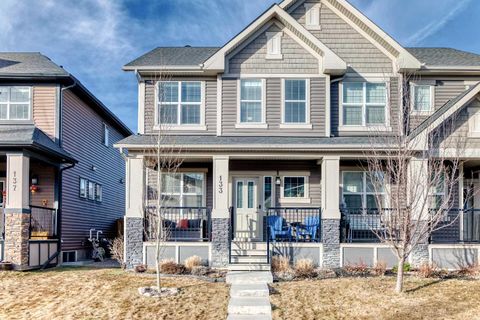 133 Midtown Court SW Airdrie AB T4B 4E4