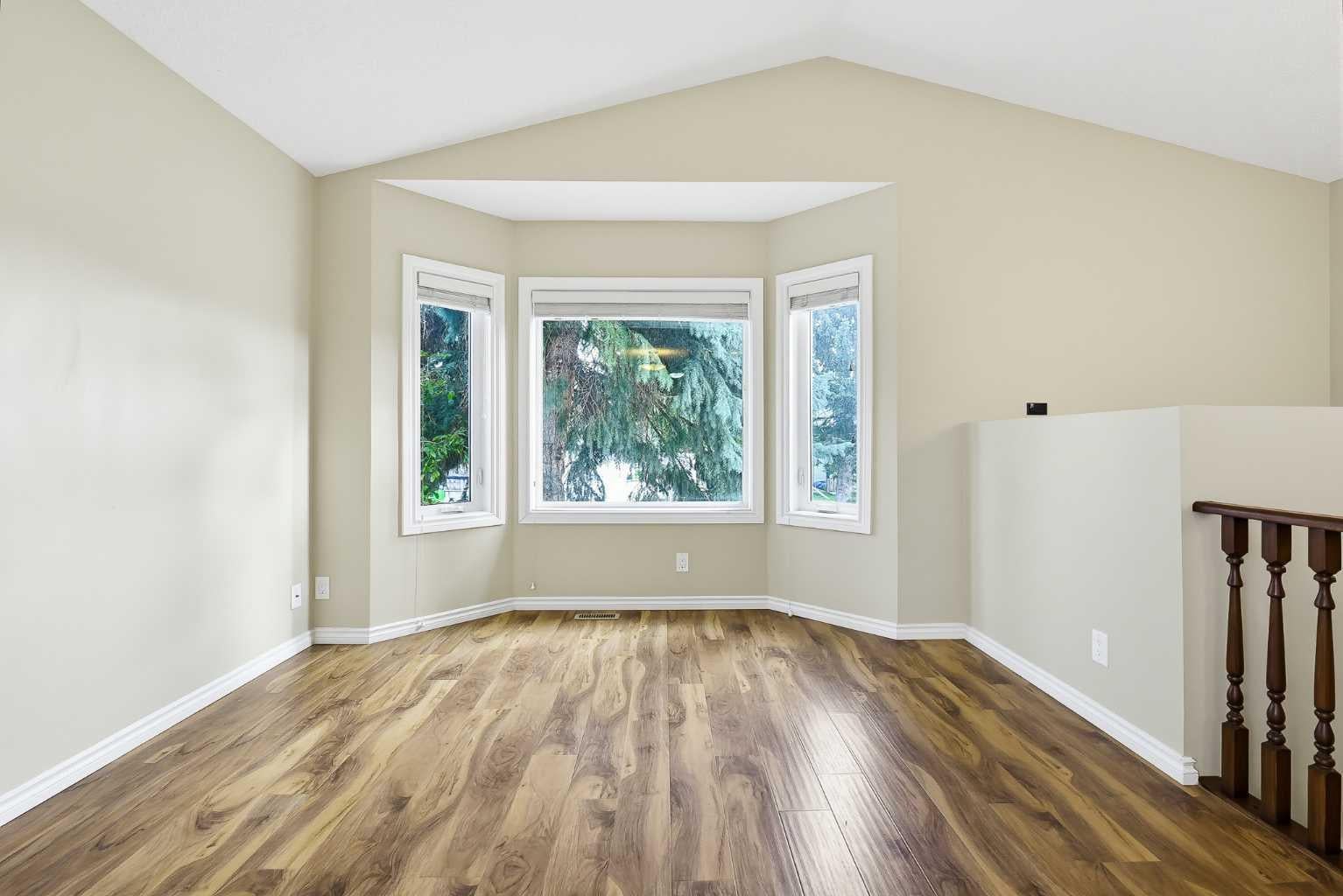 13 Shawglen Court SW