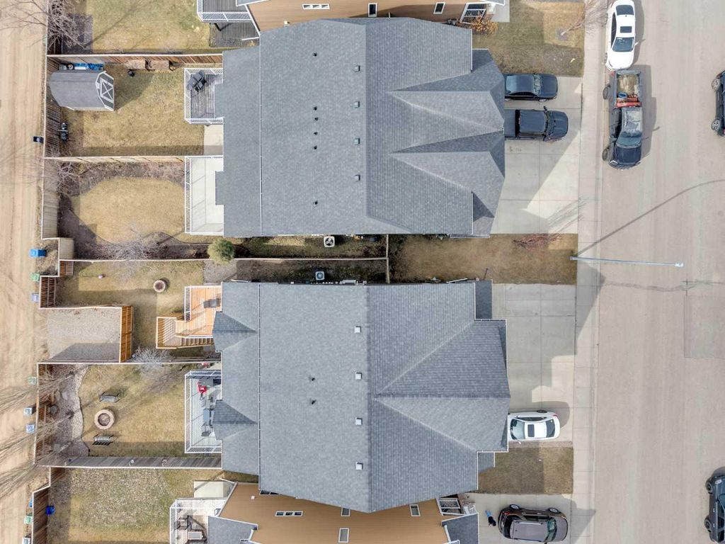 Photo of 18 Shaw Close, Red Deer, AB T4R 0L3 (MLS # A2306796)