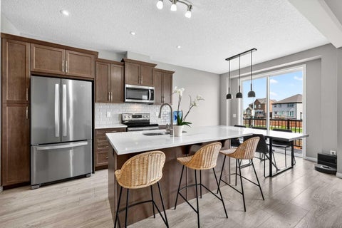 Photo of 293 Windrow Crescent SW, Airdrie, AB T4B 4K2 (MLS # A2313251)