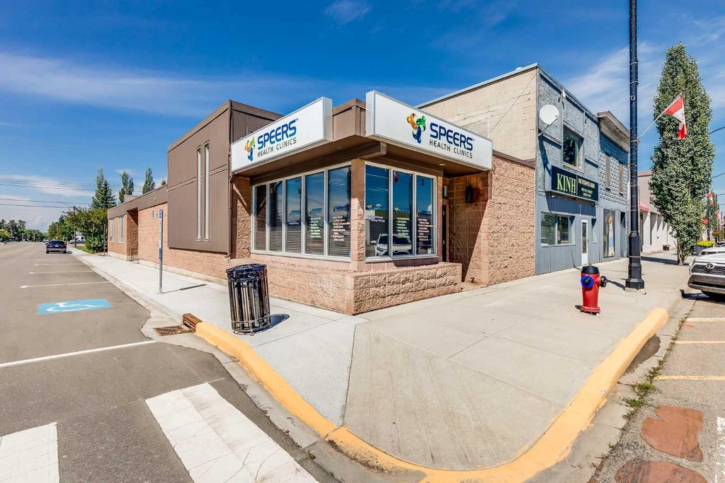 Photo of 5120 50 Avenue, Olds, AB T4H 1A5 (MLS # A2265377)