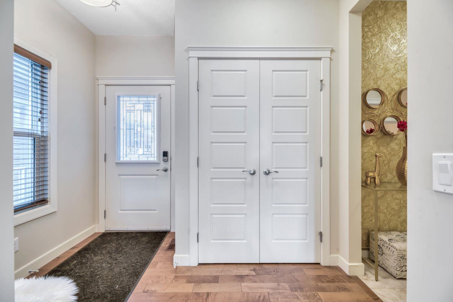 173 Redstone Common NE