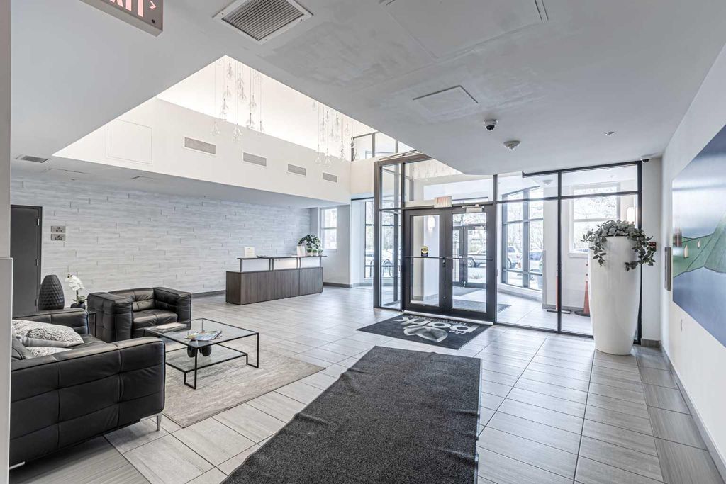 Photo of 303 13 Avenue SW #707, Calgary, AB T2R 0Y9 (MLS # A2287740)