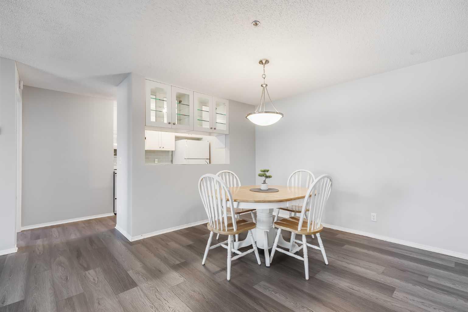 6224 17 Avenue SE 2223