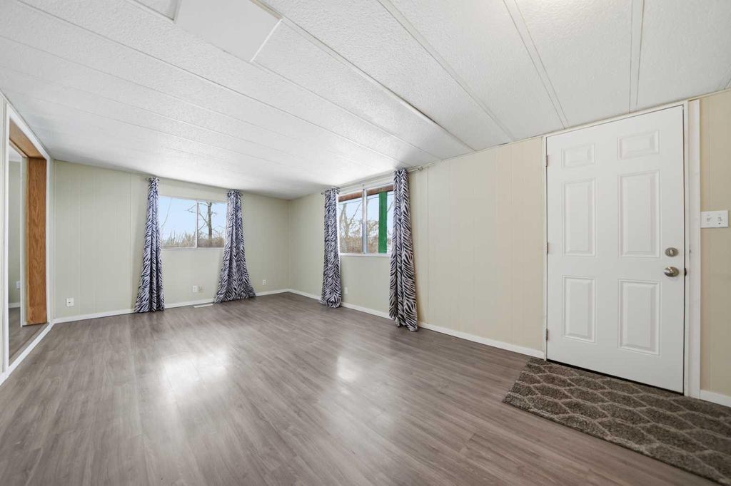 Photo of 329 1 Street, Irricana, AB T0M 1B0 (MLS # A2293105)