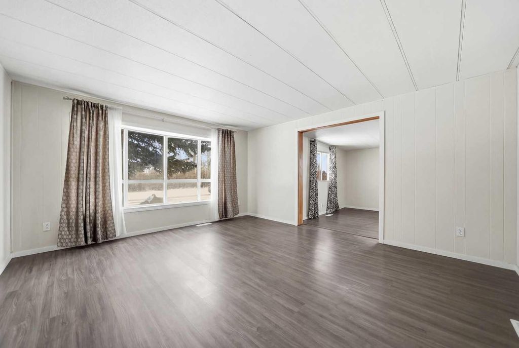 Photo of 329 1 Street, Irricana, AB T0M 1B0 (MLS # A2293105)