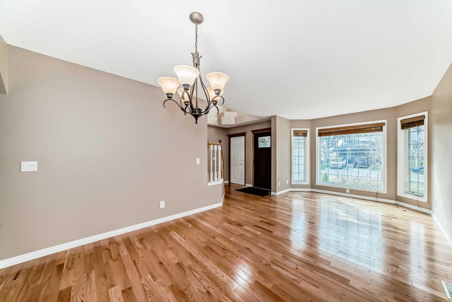 161 Douglasview Rise SE