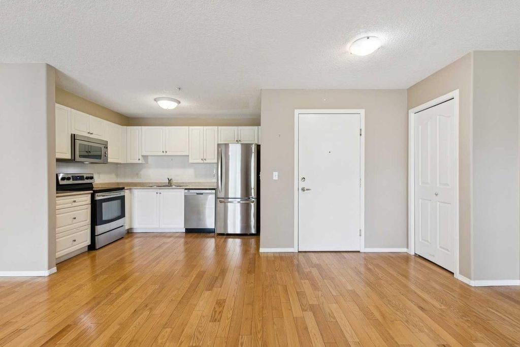 Photo of 550 Prominence Rise SW #120, Calgary, AB T3H 5J1 (MLS # A2307824)