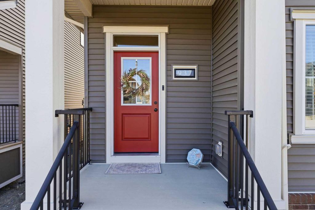 Photo of 937 Reynolds Lane, Airdrie, AB T4B 5L7 (MLS # A2286736)