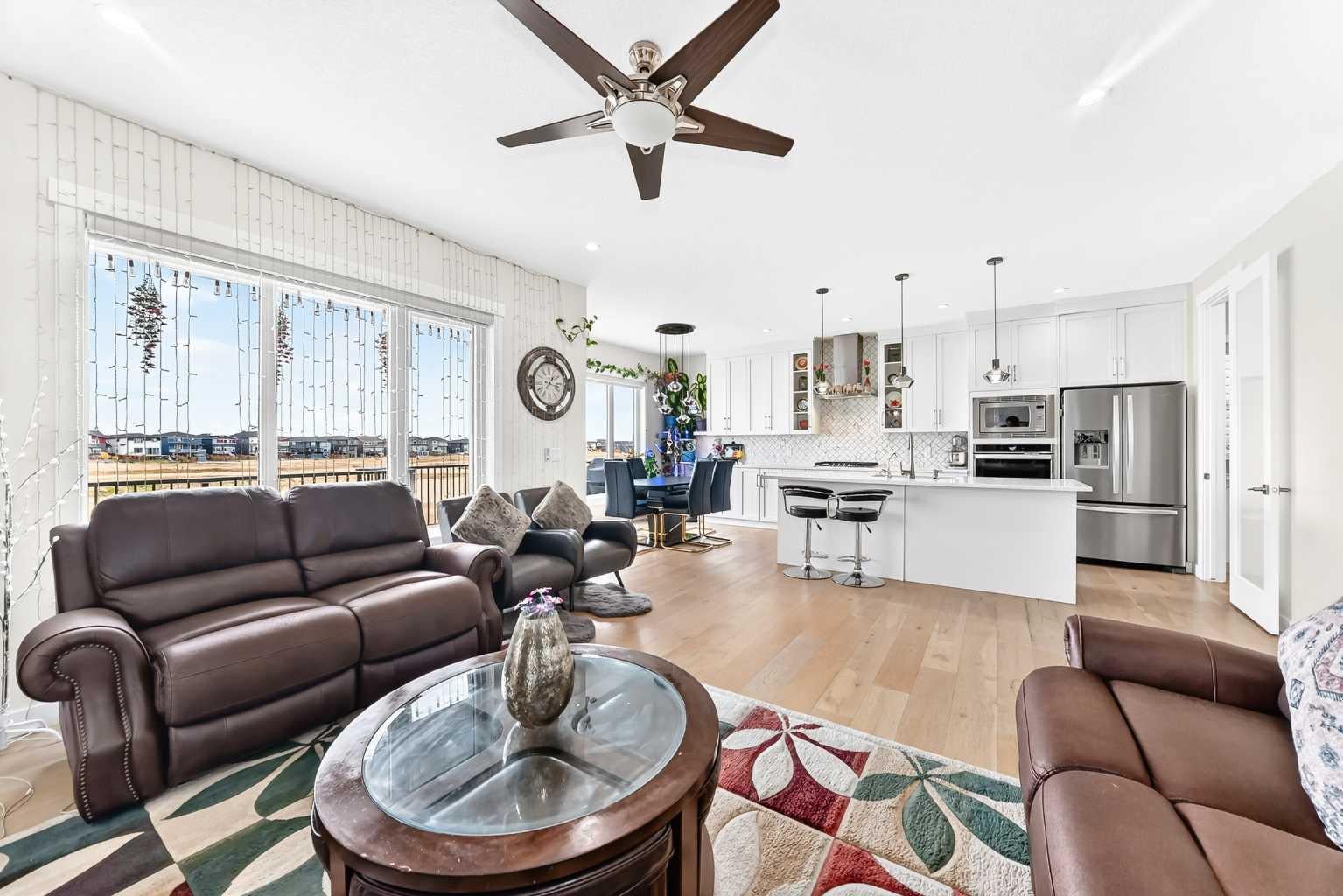 260 Corner Meadows Manor NE