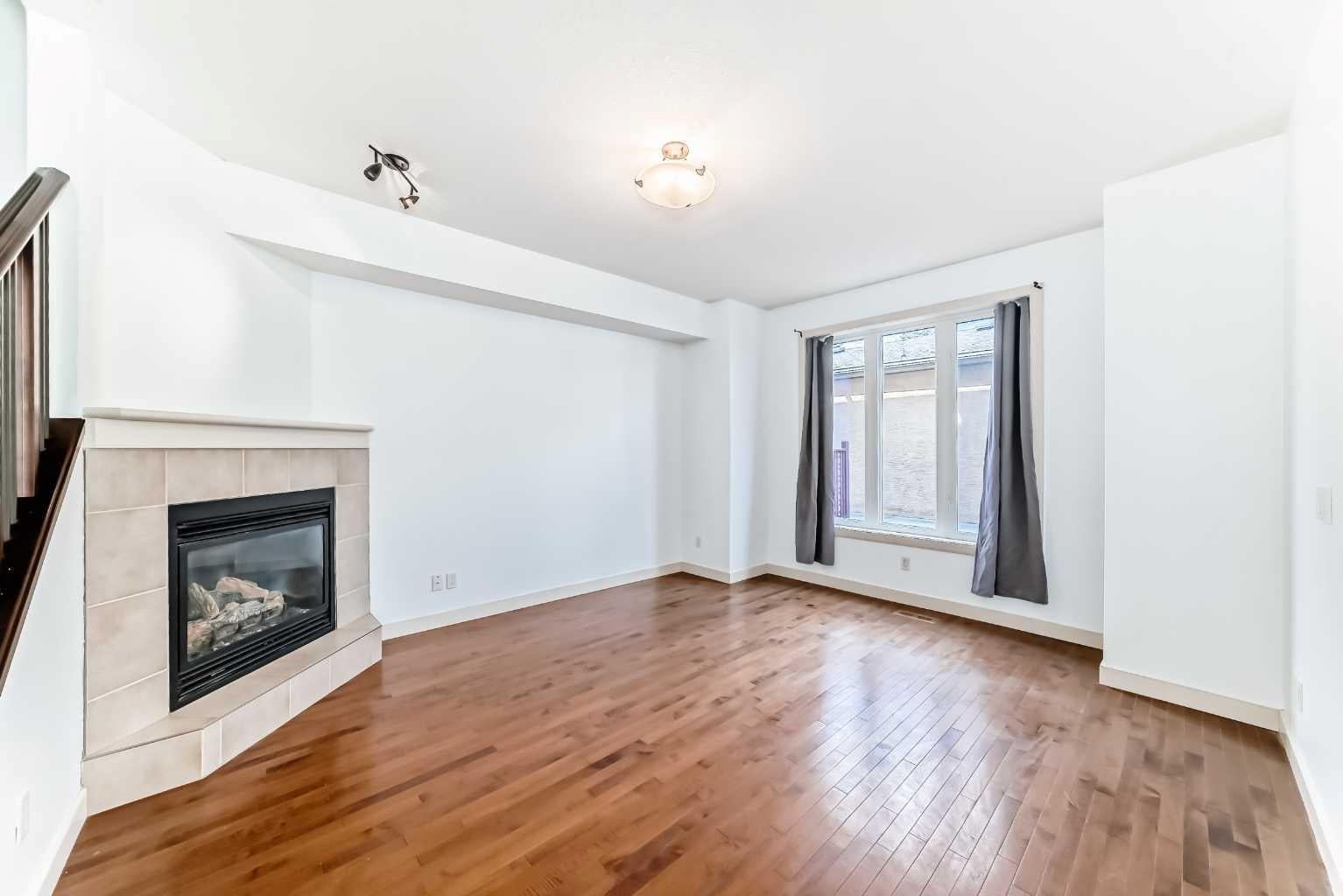 1921 30 Street SW 2