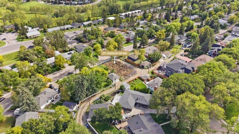Photo of 271 Hendon Drive NW, Calgary, AB T2K 1Z4 (MLS # A2353682)