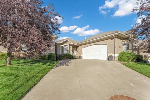 Photo of 16 River Ridge Court NW, Medicine Hat, AB T1A 8V4 (MLS # A2346874)
