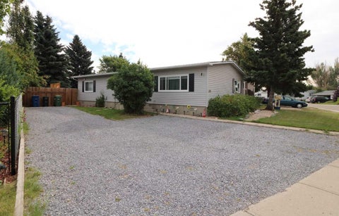 Photo of 353 Big Springs Drive SE, Airdrie, AB T4A 1B7 (MLS # A2340636)