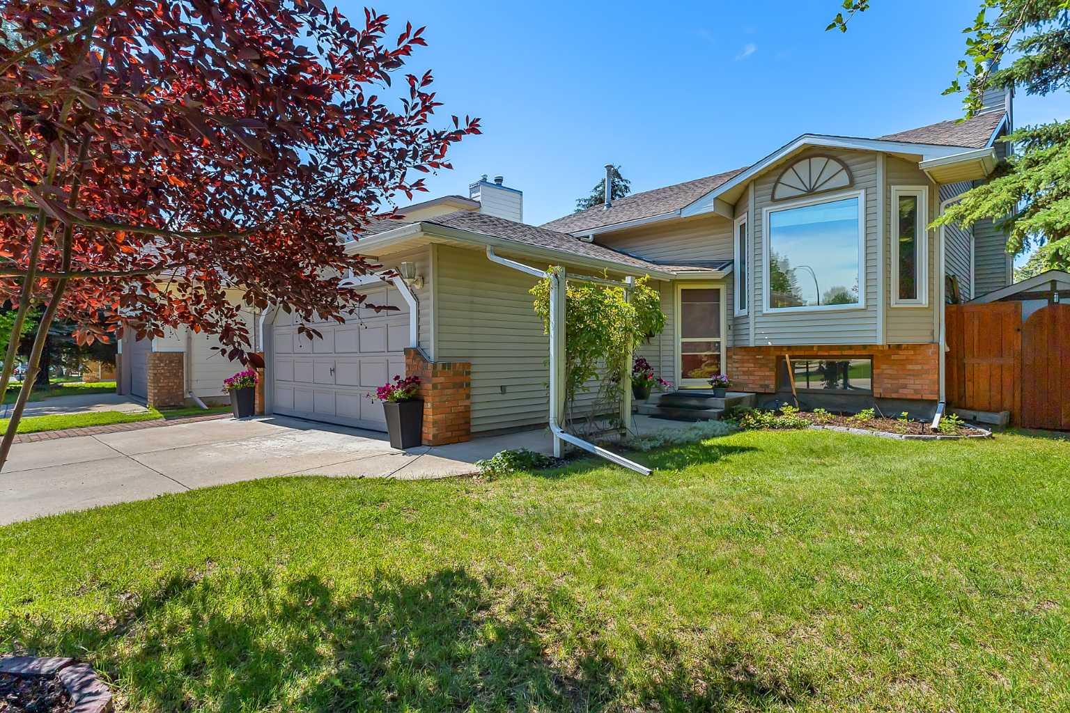 140 Sun Harbour Way SE