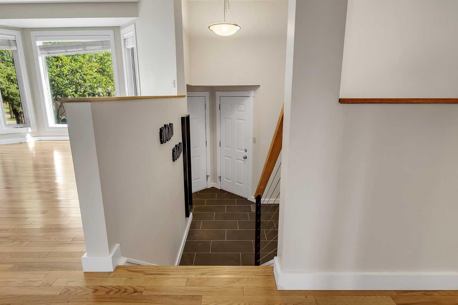 140 Sun Harbour Way SE