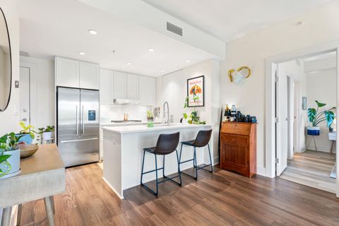 46 9 Street NE 315 Calgary AB T2E 7Y1