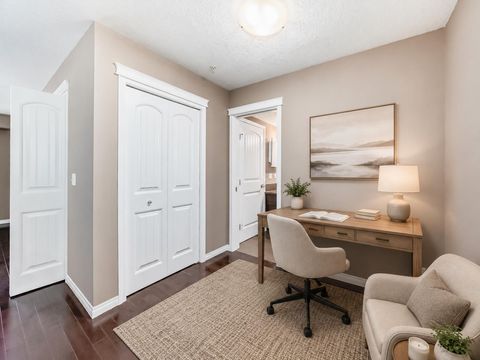 Photo of 115 Prestwick Villas SE #2224, Calgary, AB T2Z 0M9 (MLS # A2321134)