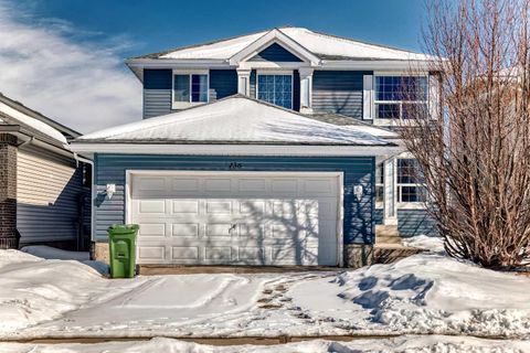 136 Citadel Crest Circle NW Calgary AB T3G 4G3