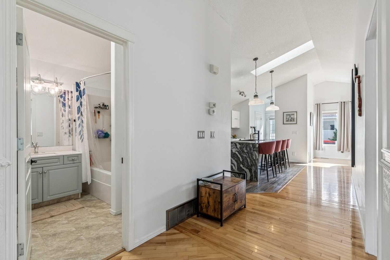 48 West Springs Way SW