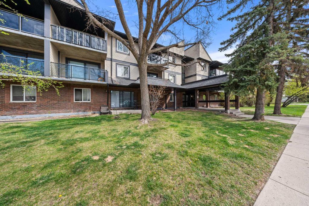 Photo of 1602 11 Avenue SW #201, Calgary, AB T3C 0N2 (MLS # A2309356)