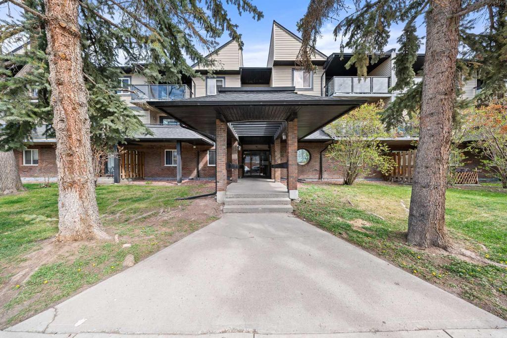 Photo of 1602 11 Avenue SW #201, Calgary, AB T3C 0N2 (MLS # A2309356)