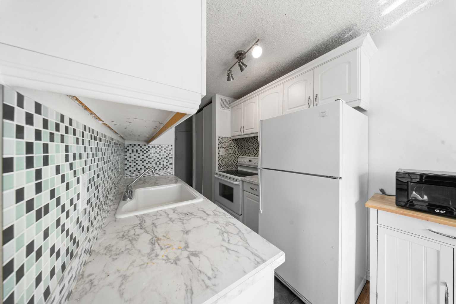 1602 11 Avenue SW 201