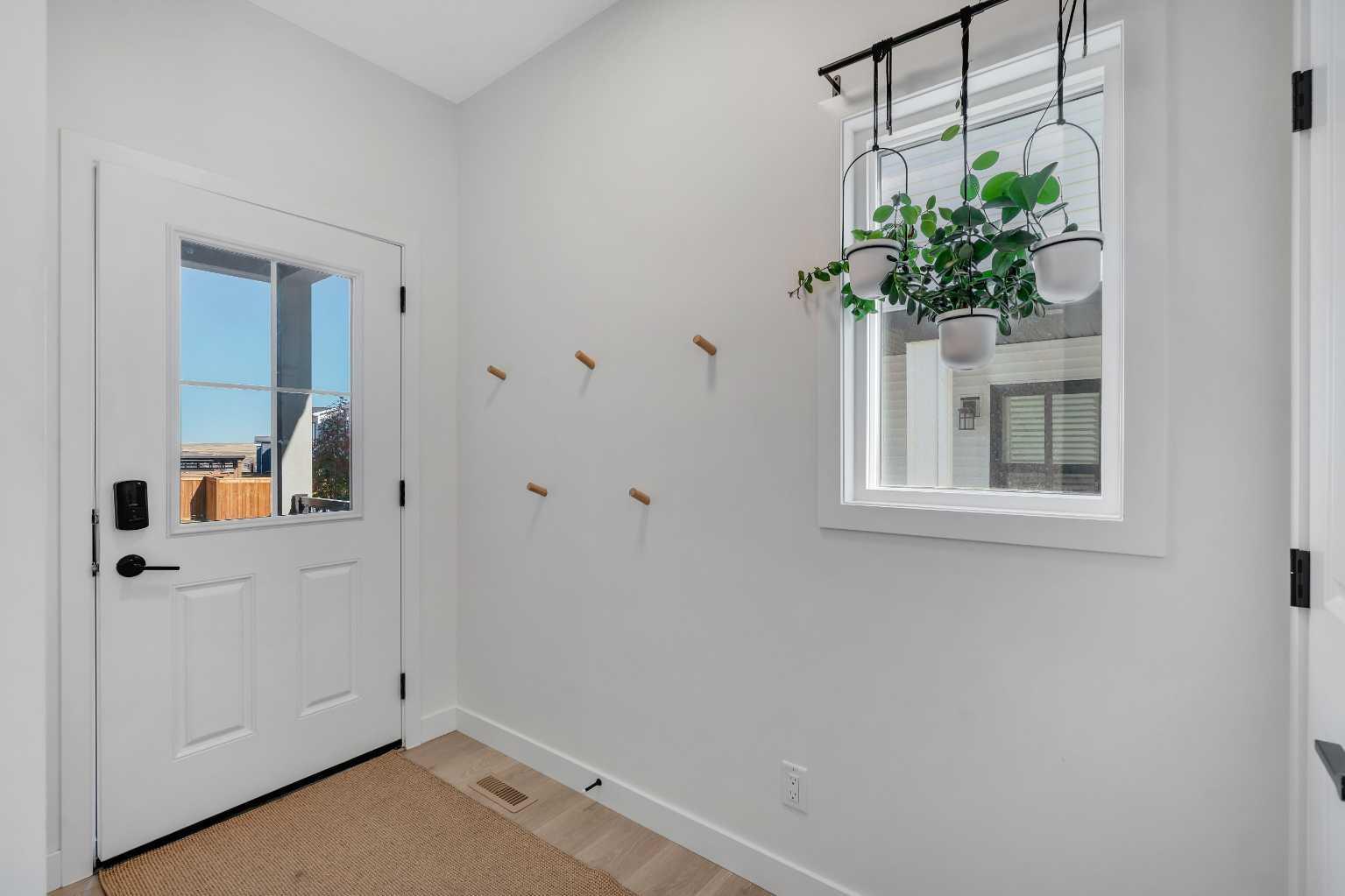 20 Edith Crescent NW