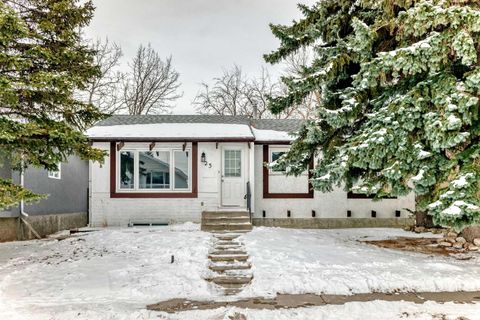 Photo of 23 Marbank Way NE, Calgary, AB T2A 4A2 (MLS # A2291649)