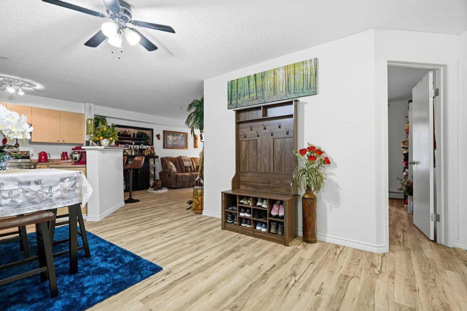 604 8 Street SW 4103