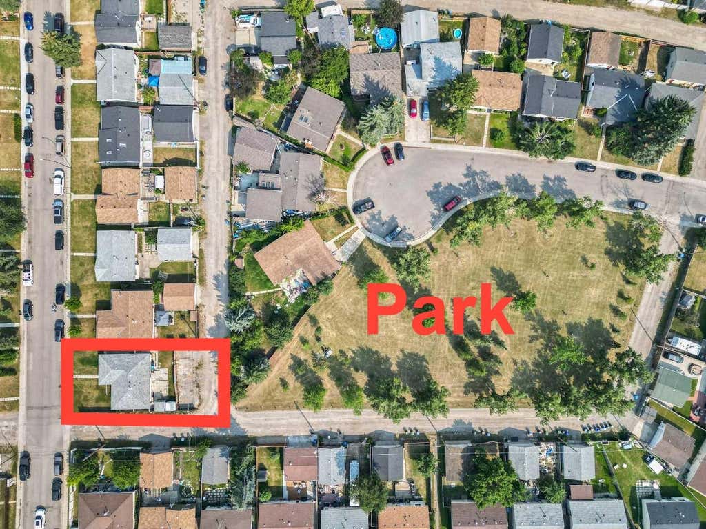 Photo of 211 Forest Way SE, Calgary, AB T2A 5B5 (MLS # A2333154)
