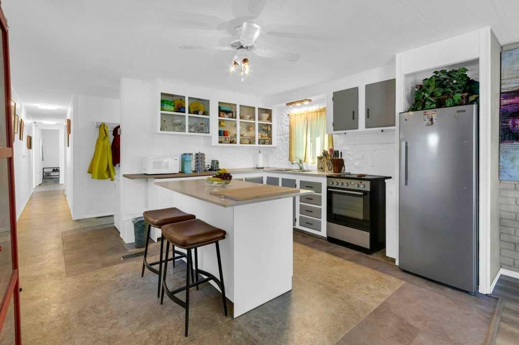 99 Arbour Lake Road 110