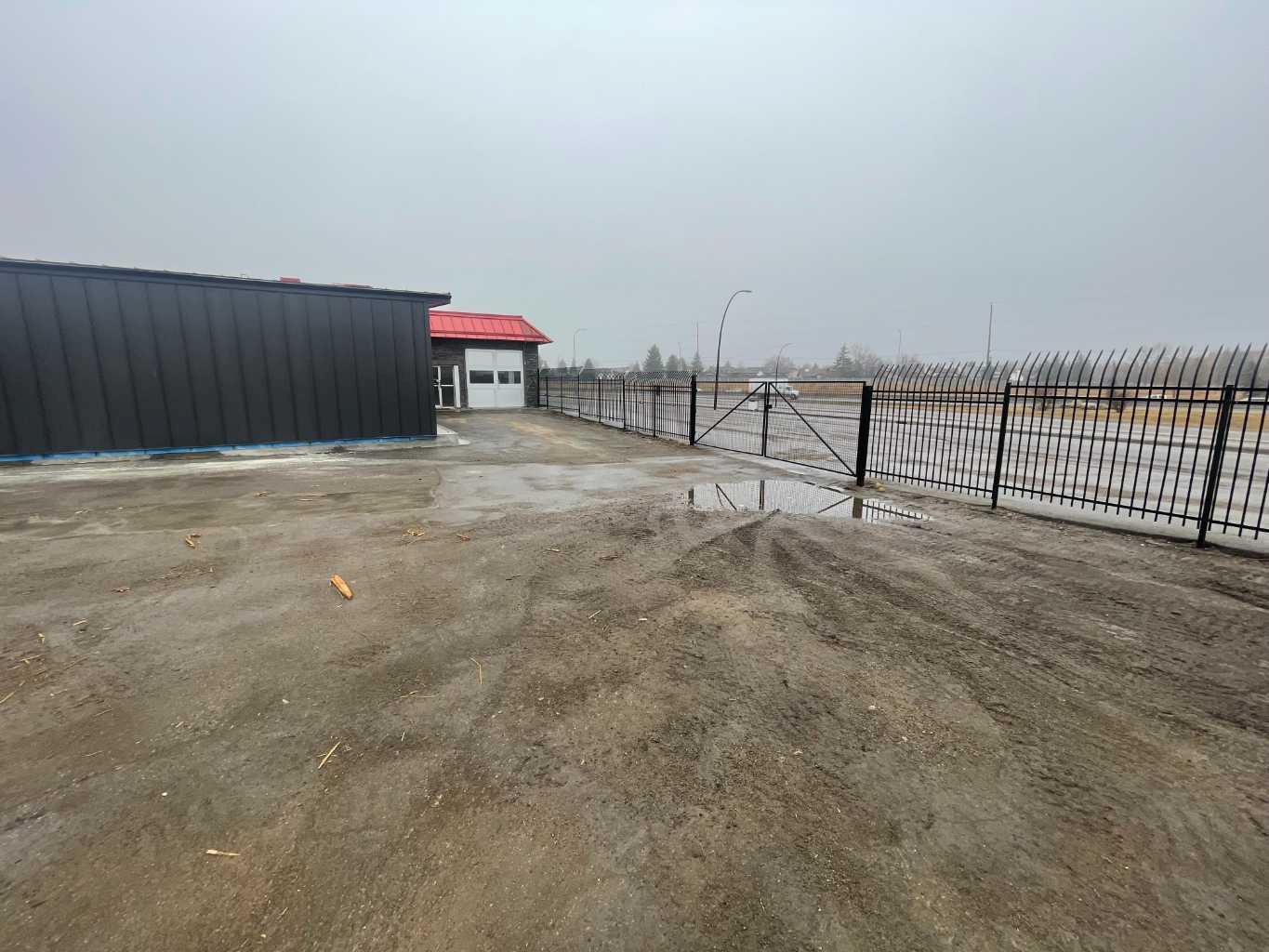 1310 Meridian Road NE