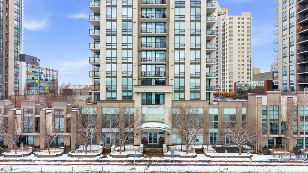 Photo of 1118 12 Avenue SW #402, Calgary, AB T2R 0J5 (MLS # A2296369)