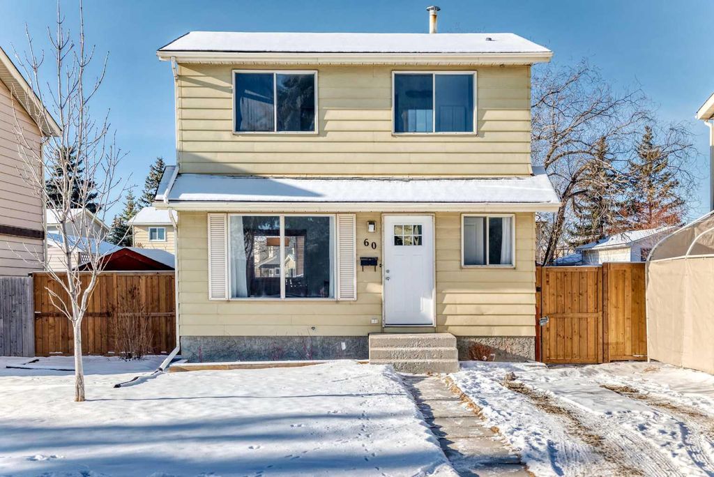 Photo of 60 Erin Mount Crescent SE, Calgary, AB T2B 2S3 (MLS # A2282304)