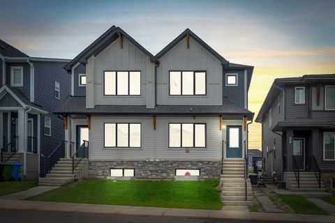 34 Sage Hill Lane NW Calgary AB T3R 2B3