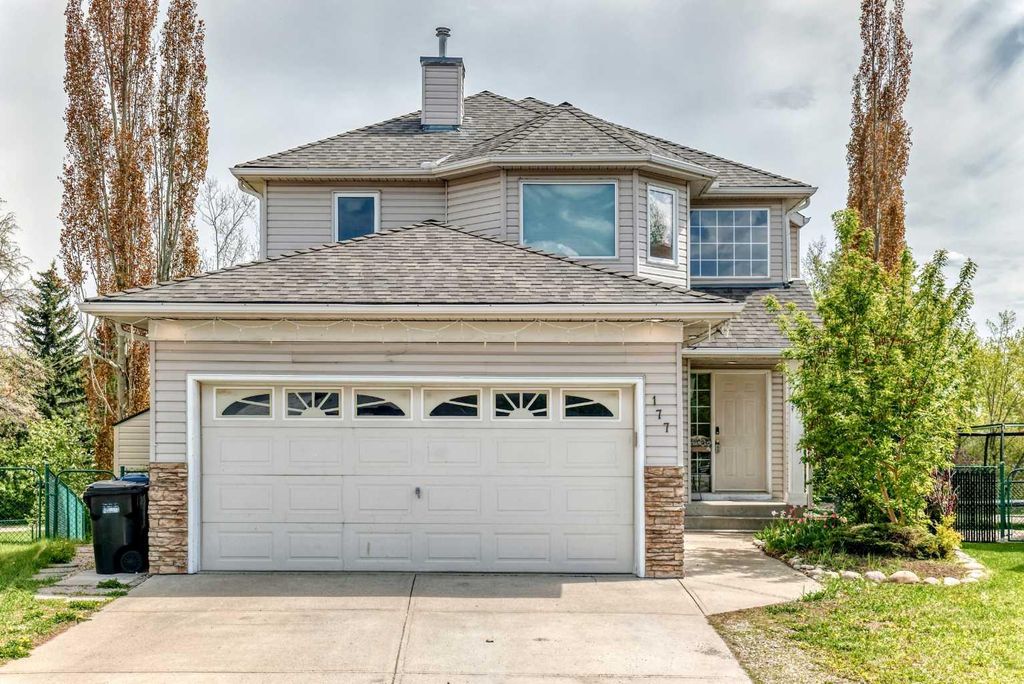 Photo of 177 Douglas Glen Heath SE, Calgary, AB T2Z 2N1 (MLS # A2313937)