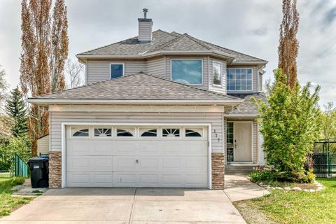 Photo of 177 Douglas Glen Heath SE, Calgary, AB T2Z 2N1 (MLS # A2313937)