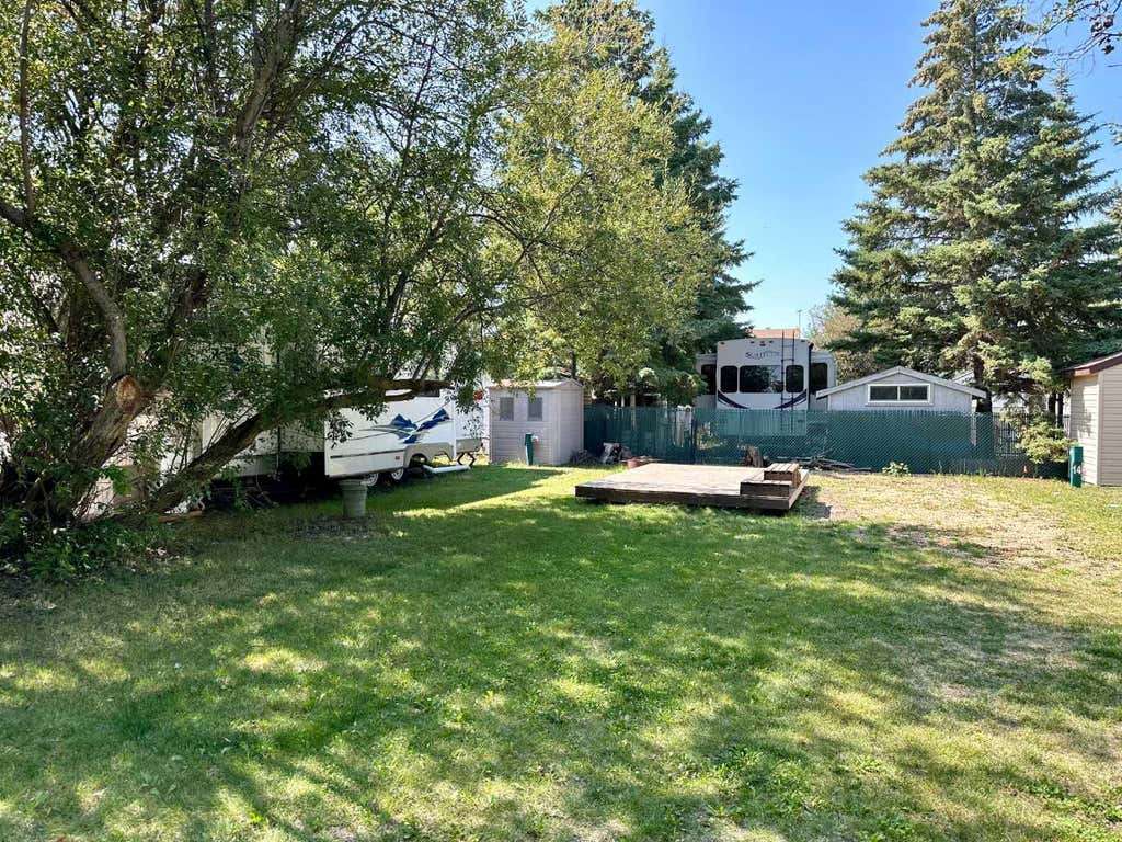 Photo of 12040 422 Township #14, Rural Ponoka County, AB T0C 0C0 (MLS # A2337416)