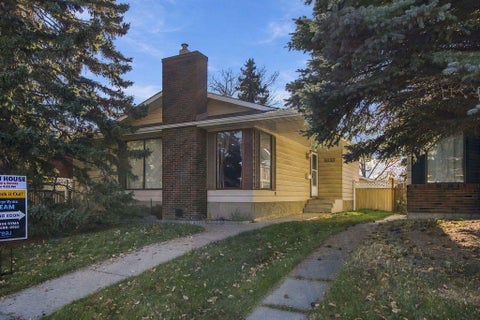 Photo of 3037 Doverbrook Road SE, Calgary, AB T2B 2L4 (MLS # A2354495)