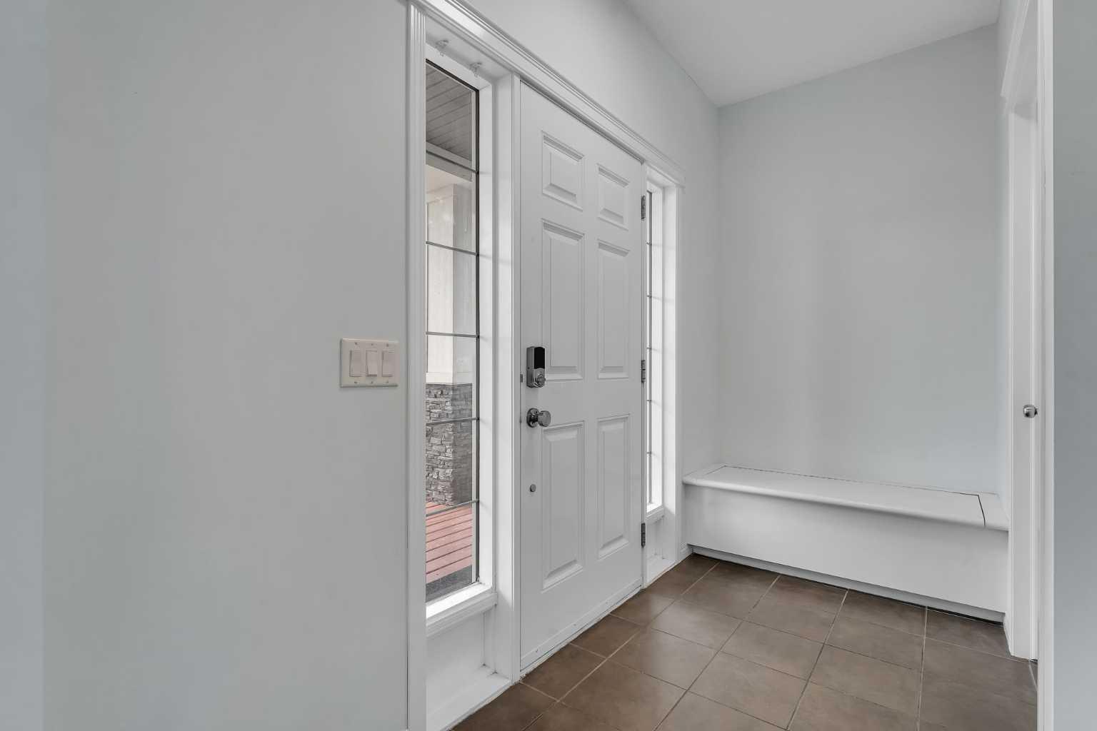 20 Copperpond Grove SE