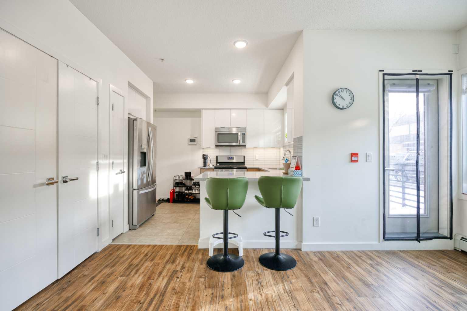 122 18 Avenue SW 122