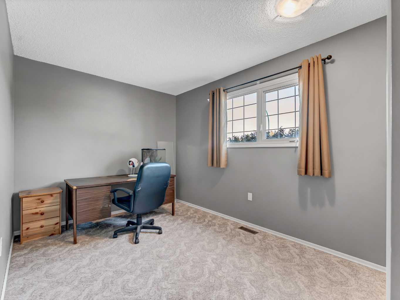 23 Ross Haven Place SE