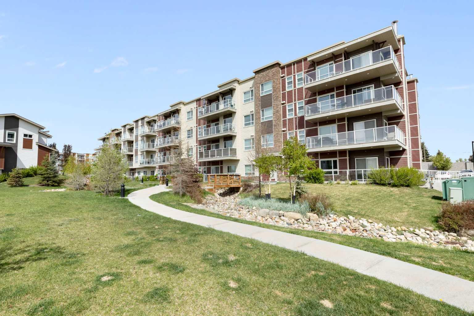 300 Harvest Hills Place NE 201