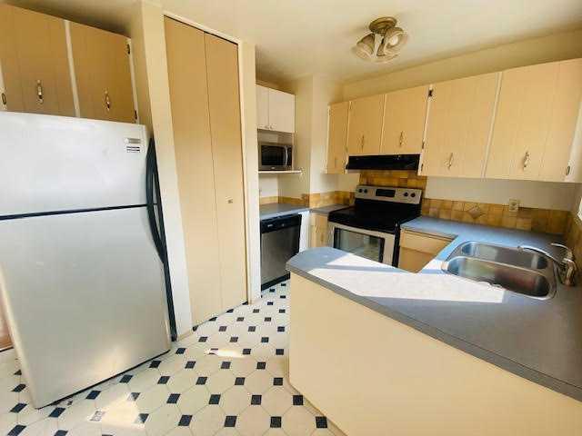 441 SWITZER Drive 20