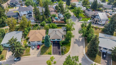 Photo of 1415 Rosehill Drive NW, Calgary, AB T2K 1M3 (MLS # A2331378)